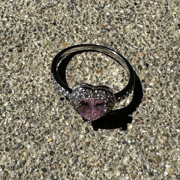 NEW Pink Heart-shaped & Clear Crystal CZ Halo Ring White Gold Plated Size 9 - Picture 8 of 12
